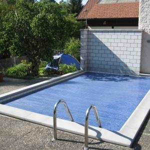 Erneuerung Schwimmbad und Sichtmauerwerk